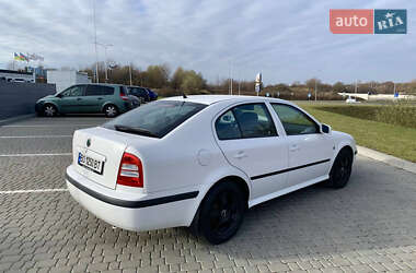 Лифтбек Skoda Octavia 2009 в Львове