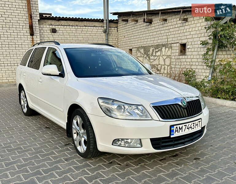 Универсал Skoda Octavia 2011 в Житомире фото Универсал Skoda Octavia 2011 в Житомире