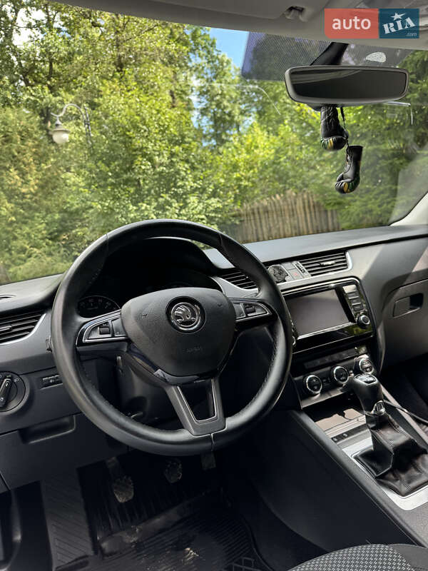 Універсал Skoda Octavia 2016 в Львові фото 17 Універсал Skoda Octavia 2016 в Львові