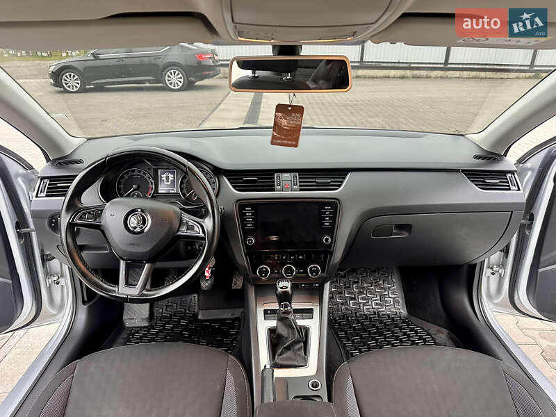 Универсал Skoda Octavia 2017 в Луцке