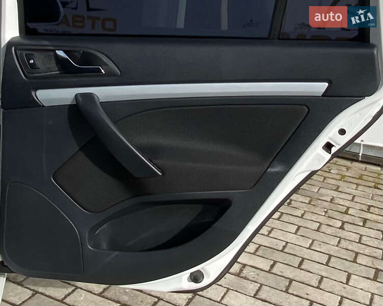 Універсал Skoda Octavia 2012 в Рівному