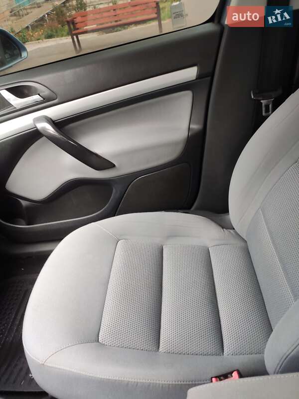 Ліфтбек Skoda Octavia 2008 в Запоріжжі