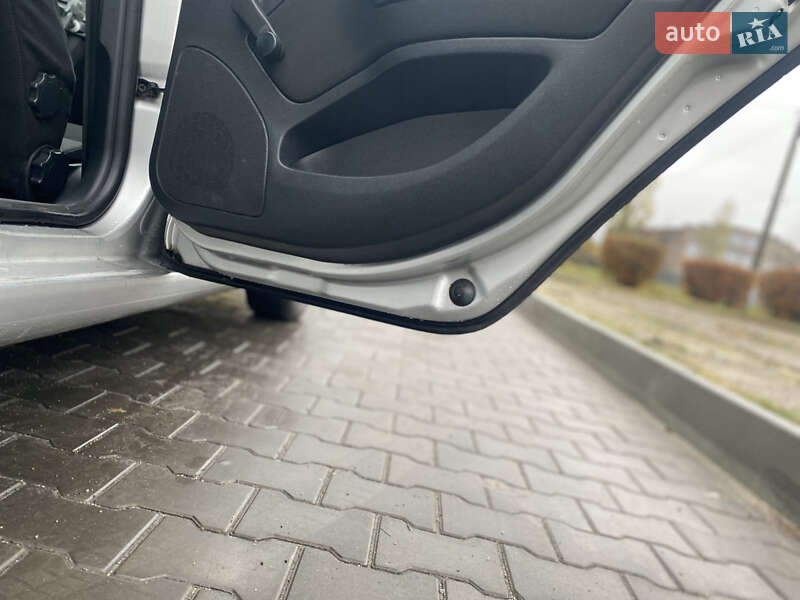 Универсал Skoda Octavia 2007 в Каменском фото 10 Универсал Skoda Octavia 2007 в Каменском