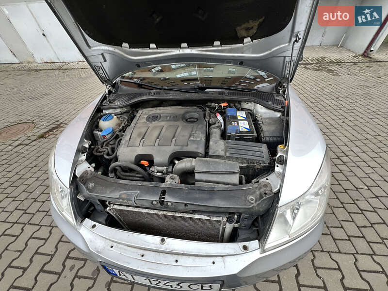 Лифтбек Skoda Octavia 2011 в Ивано-Франковске фото 11 Лифтбек Skoda Octavia 2011 в Ивано-Франковске