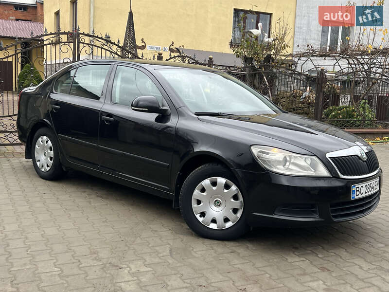 Лифтбек Skoda Octavia 2011 в Самборе