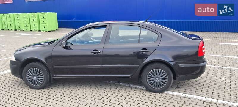 Лифтбек Skoda Octavia 2007 в Нововолынске