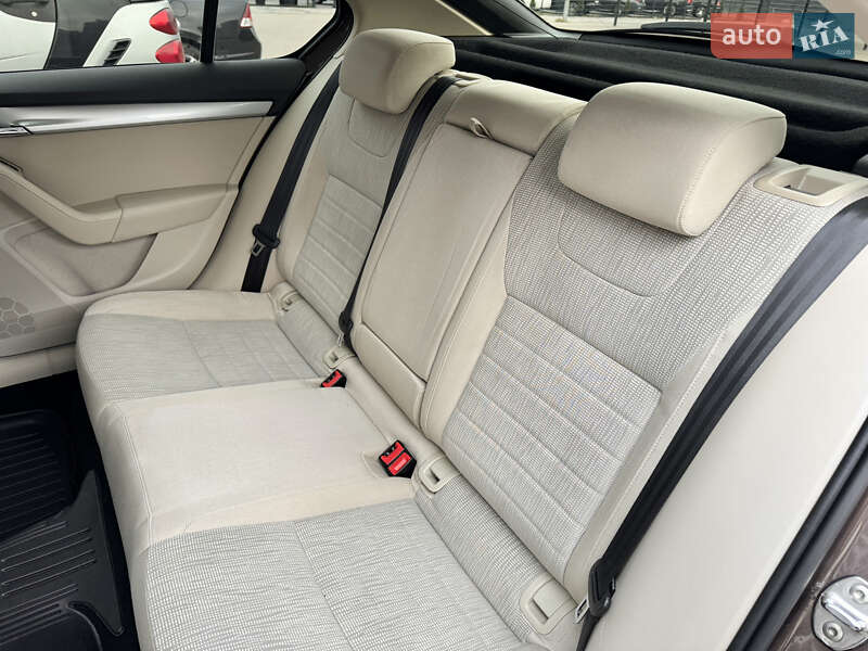 Лифтбек Skoda Octavia 2013 в Киеве фото 11 Лифтбек Skoda Octavia 2013 в Киеве