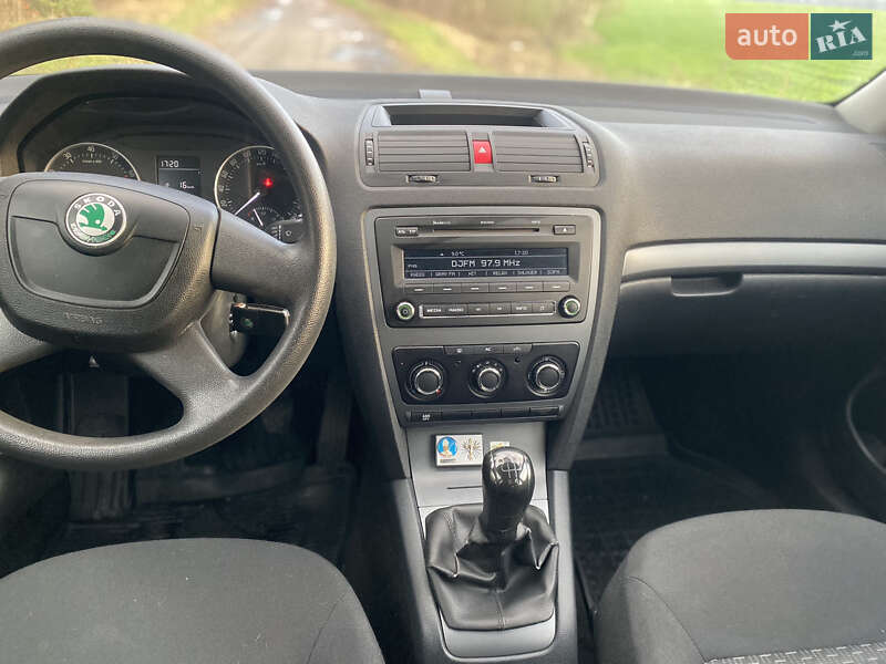 Лифтбек Skoda Octavia 2012 в Луцке фото 8 Лифтбек Skoda Octavia 2012 в Луцке