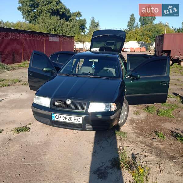 Лифтбек Skoda Octavia 2002 в Козельце