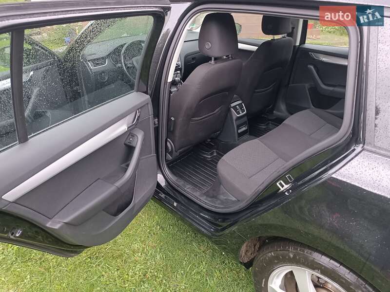 Универсал Skoda Octavia 2016 в Рава-Русской