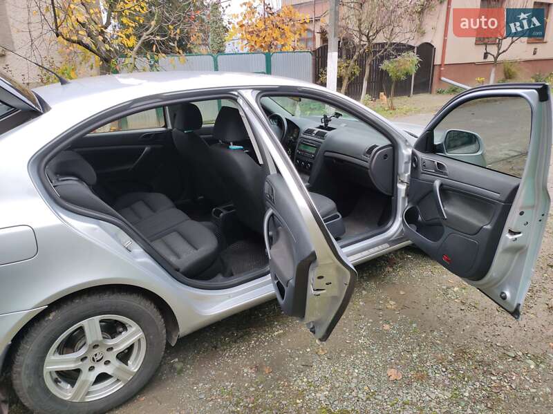 Ліфтбек Skoda Octavia 2012 в Береговому