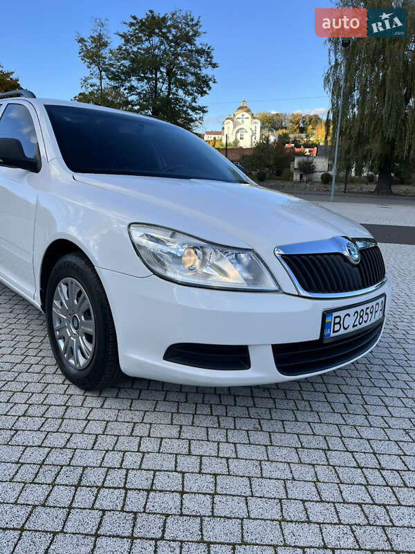 Универсал Skoda Octavia 2010 в Львове