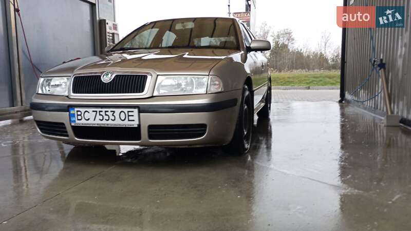 Ліфтбек Skoda Octavia 2004 в Львові