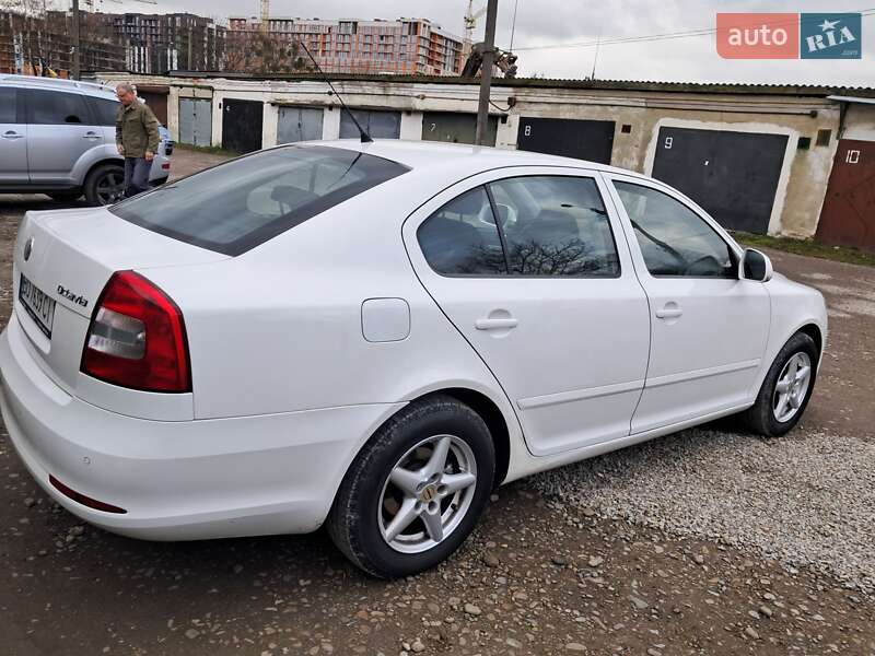 Лифтбек Skoda Octavia 2009 в Ивано-Франковске фото 4 Лифтбек Skoda Octavia 2009 в Ивано-Франковске