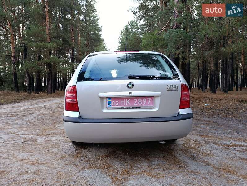 Универсал Skoda Octavia 2005 в Богодухове