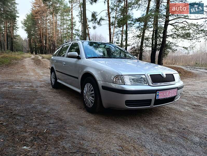 Универсал Skoda Octavia 2005 в Богодухове