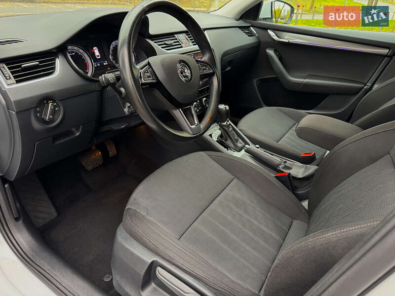 Универсал Skoda Octavia 2019 в Киеве