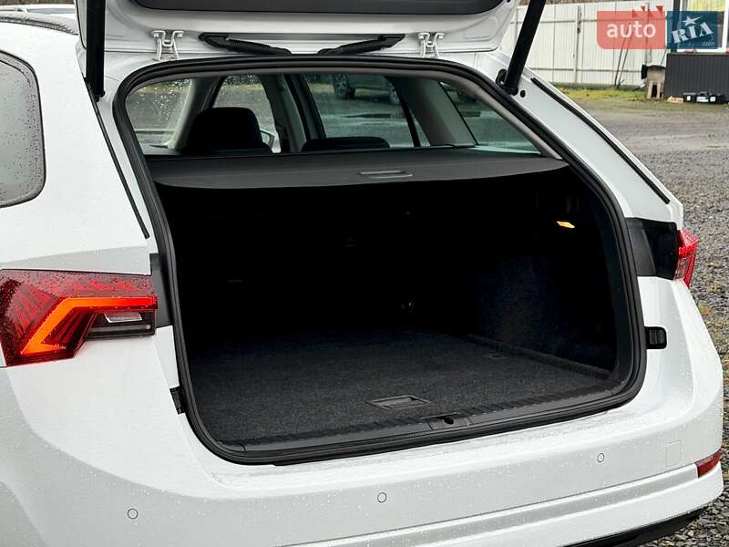 Універсал Skoda Octavia 2021 в Ковелі