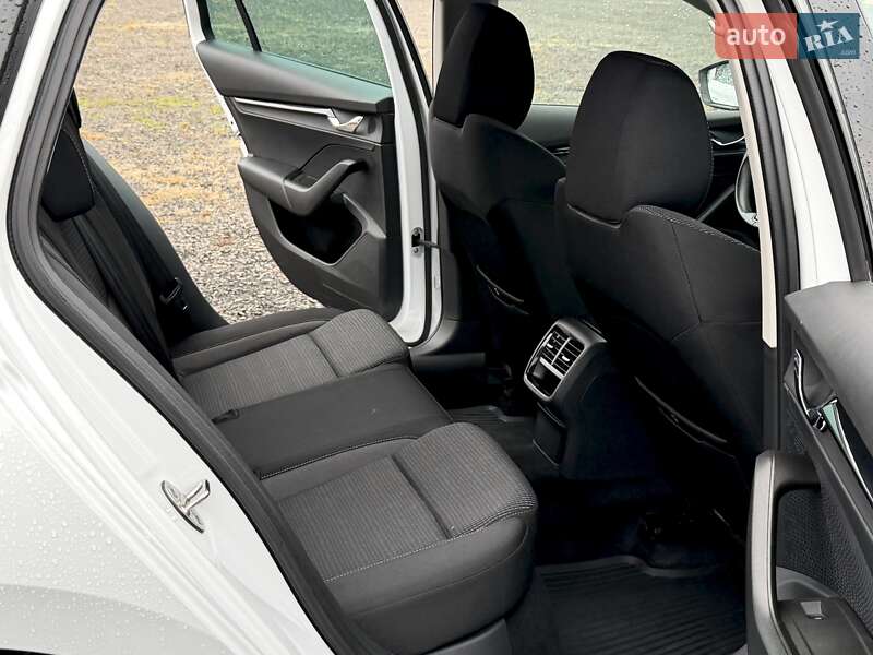 Універсал Skoda Octavia 2021 в Ковелі