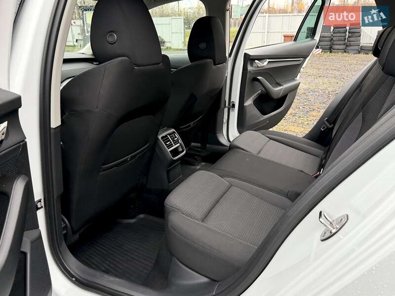 Універсал Skoda Octavia 2021 в Ковелі