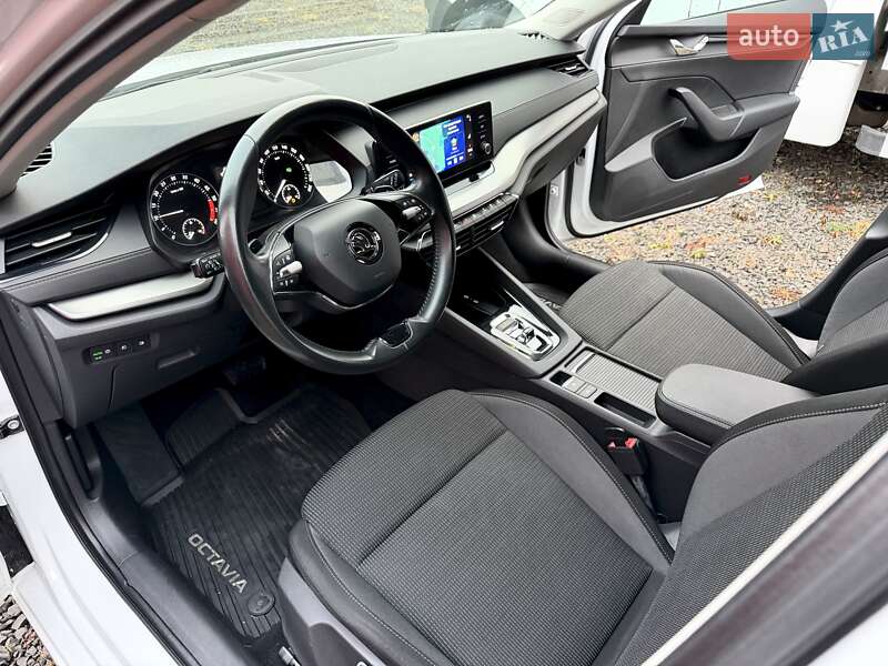 Універсал Skoda Octavia 2021 в Ковелі