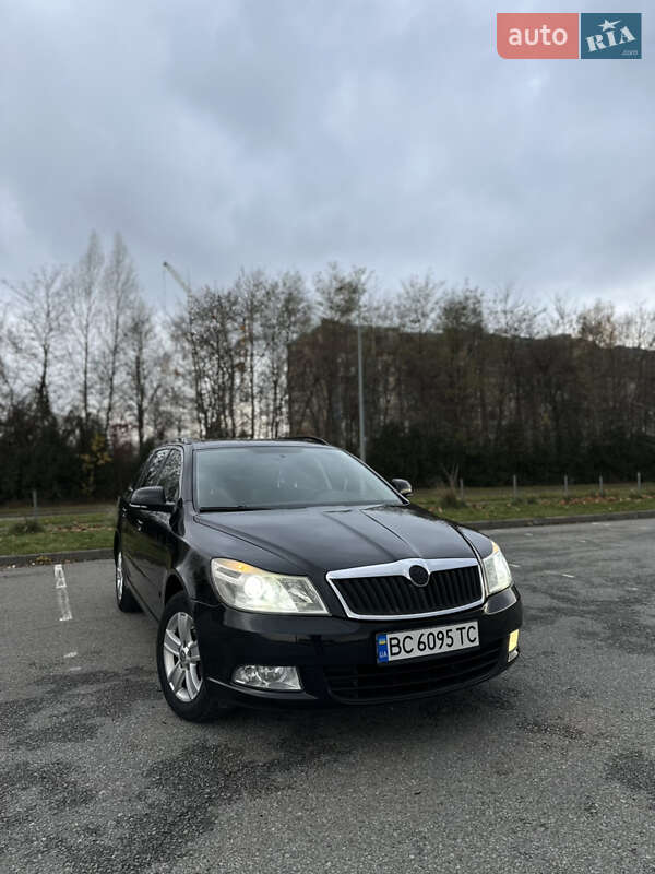Универсал Skoda Octavia 2009 в Львове