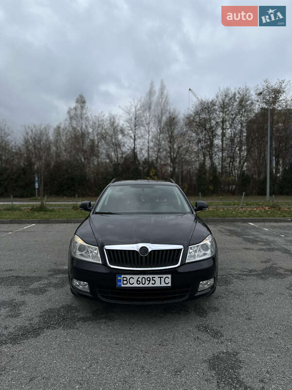 Универсал Skoda Octavia 2009 в Львове
