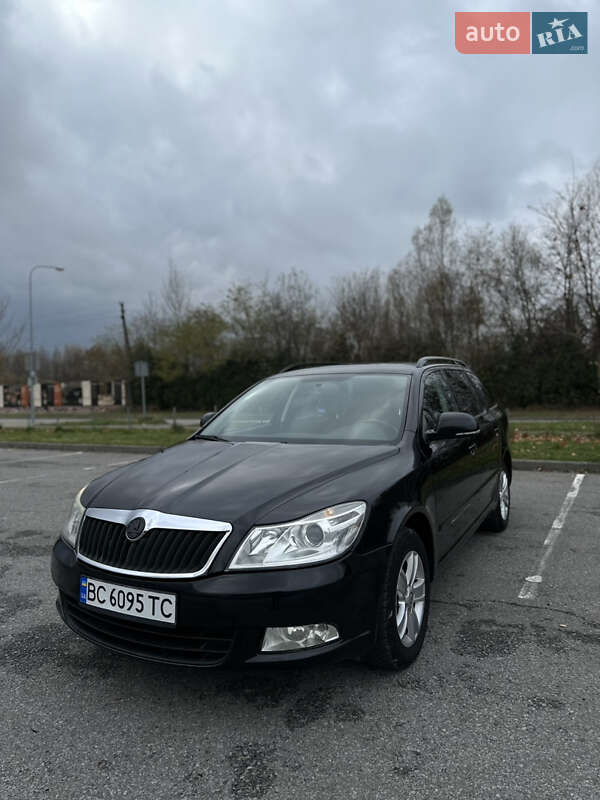 Универсал Skoda Octavia 2009 в Львове