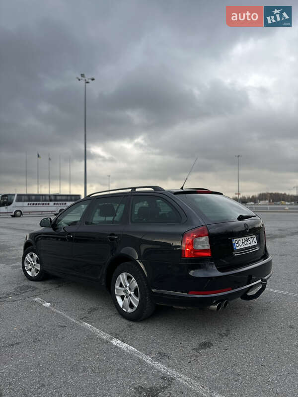 Универсал Skoda Octavia 2009 в Львове
