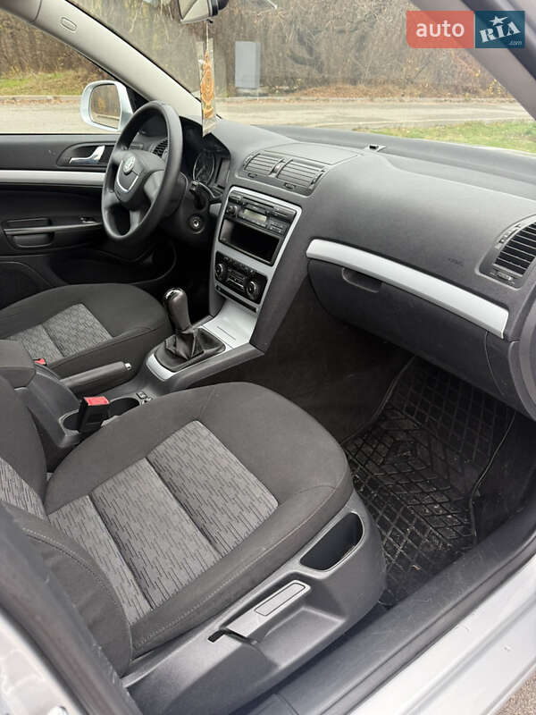 Универсал Skoda Octavia 2010 в Днепре фото 22 Универсал Skoda Octavia 2010 в Днепре