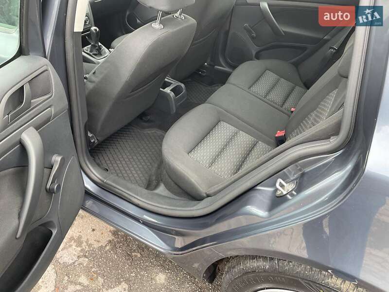 Универсал Skoda Octavia 2009 в Владимире