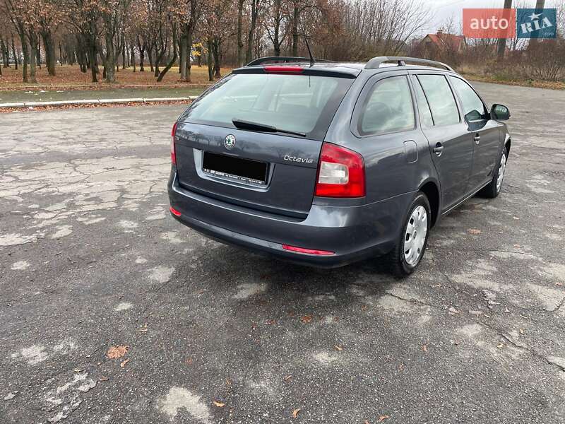 Универсал Skoda Octavia 2009 в Владимире