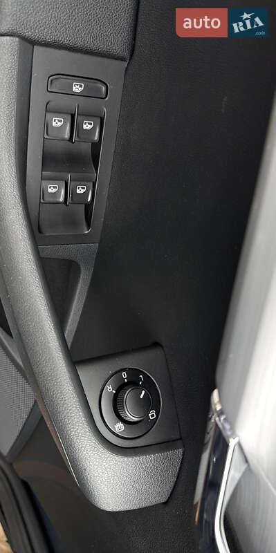 Универсал Skoda Octavia 2019 в Луцке фото 17 Универсал Skoda Octavia 2019 в Луцке