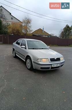 Ліфтбек Skoda Octavia 2002 в Києві