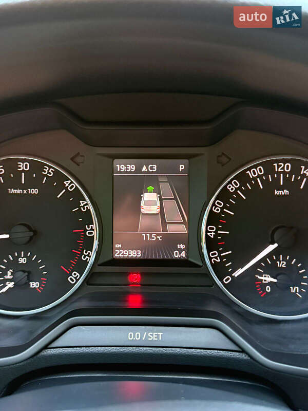 Универсал Skoda Octavia 2015 в Обухове фото 16 Универсал Skoda Octavia 2015 в Обухове