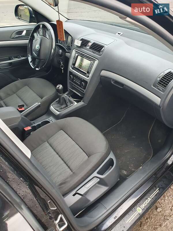 Универсал Skoda Octavia 2011 в Луцке