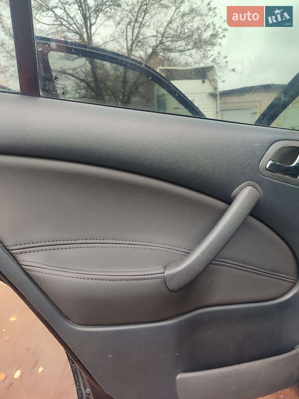 Лифтбек Skoda Octavia 2003 в Фастове фото 10 Лифтбек Skoda Octavia 2003 в Фастове