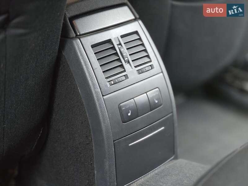 Универсал Skoda Octavia 2008 в Ужгороде