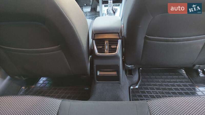 Универсал Skoda Octavia 2016 в Черновцах