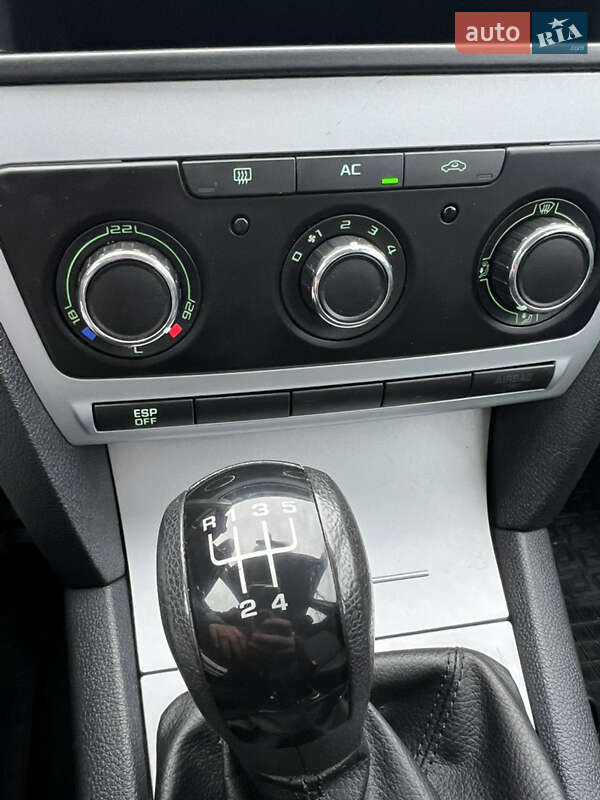 Ліфтбек Skoda Octavia 2010 в Лубнах фото 42 Ліфтбек Skoda Octavia 2010 в Лубнах