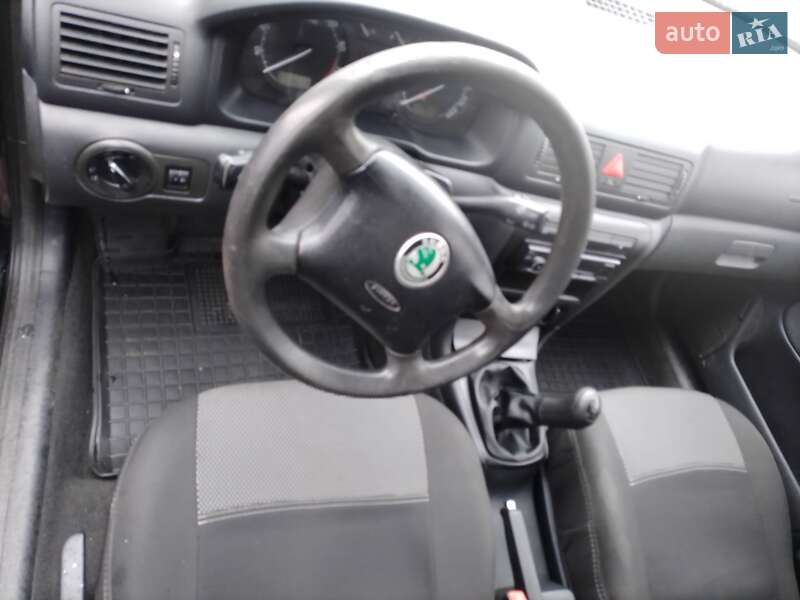 Лифтбек Skoda Octavia 2005 в Хусте