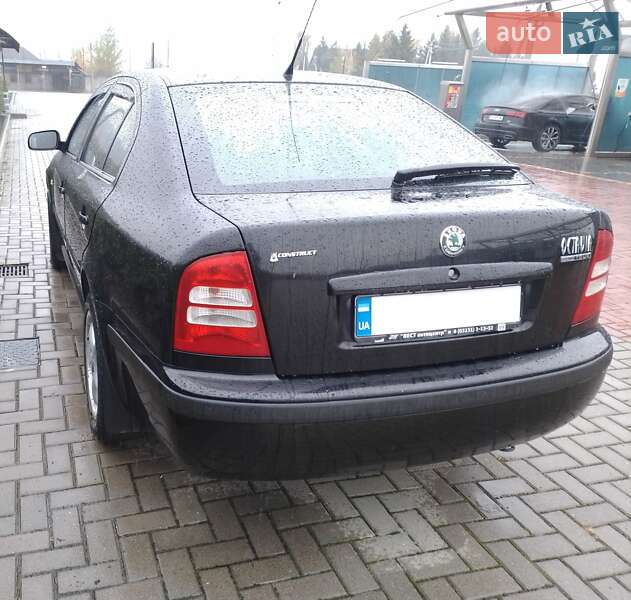 Лифтбек Skoda Octavia 2005 в Хусте