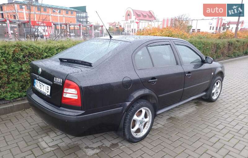 Лифтбек Skoda Octavia 2005 в Хусте