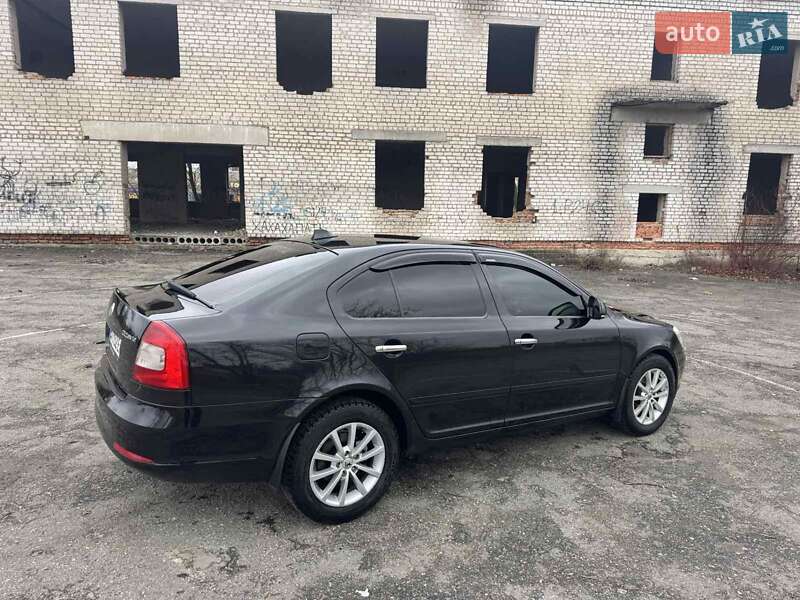 Ліфтбек Skoda Octavia 2010 в Житомирі