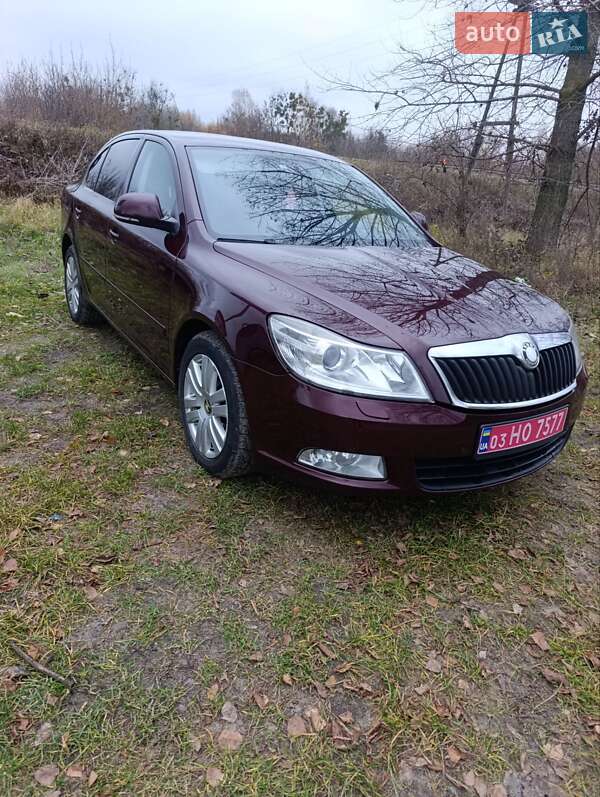 Лифтбек Skoda Octavia 2010 в Луцке фото 2 Лифтбек Skoda Octavia 2010 в Луцке