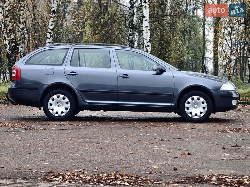 Універсал Skoda Octavia 2008 в Житомирі