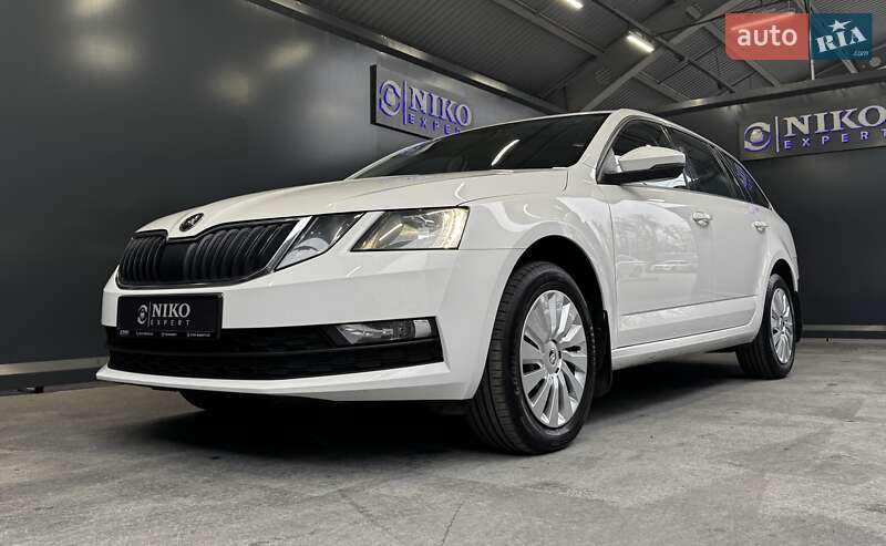 Универсал Skoda Octavia 2019 в Киеве