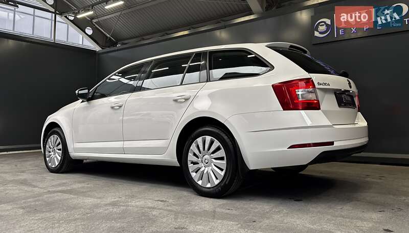 Универсал Skoda Octavia 2019 в Киеве