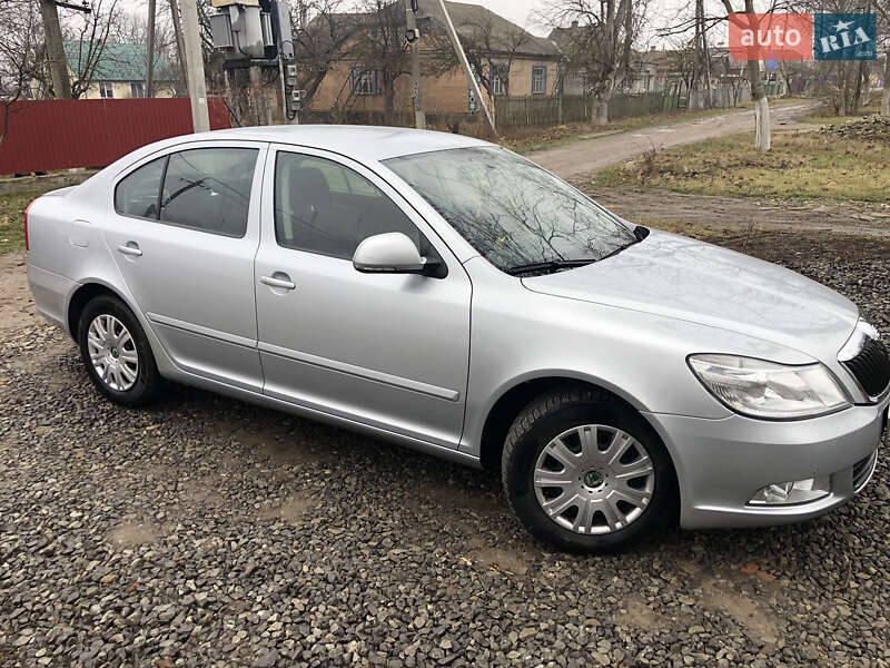Лифтбек Skoda Octavia 2010 в Каменец-Подольском фото 5 Лифтбек Skoda Octavia 2010 в Каменец-Подольском