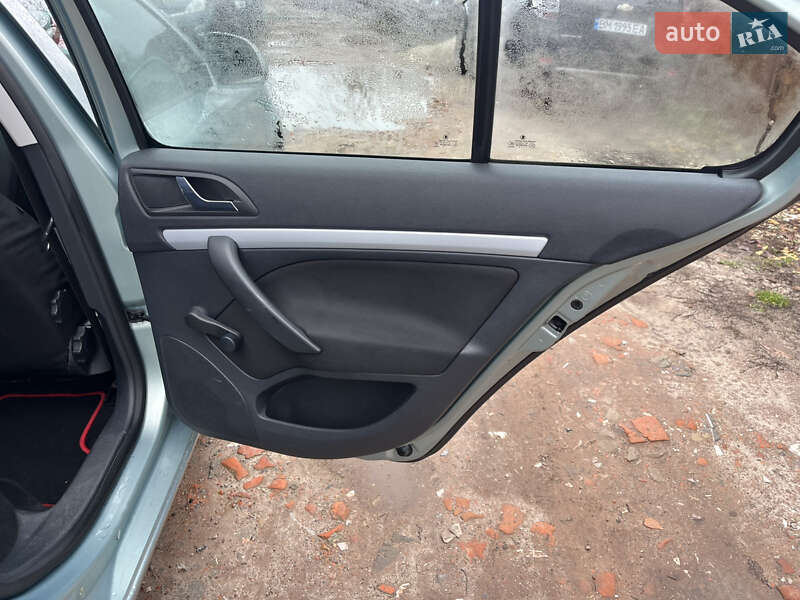 Лифтбек Skoda Octavia 2009 в Ахтырке фото 60 Лифтбек Skoda Octavia 2009 в Ахтырке